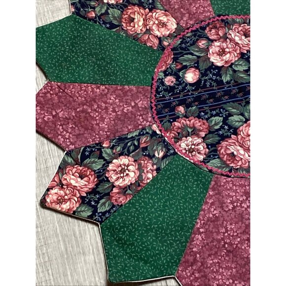 Vtg Handmade Shabby Cottage Pink Roses Green Patchwork Table Topper Placemat - Picture 3 of 9